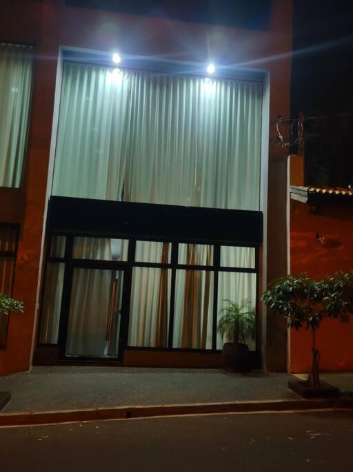 Local Nobre Facil Acesso Pxm Tdo Villa Bauru Dış mekan fotoğraf